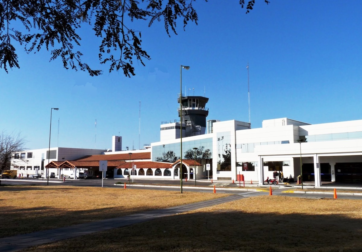 Aeropuerto de Salta, Argentina - Rent a Car